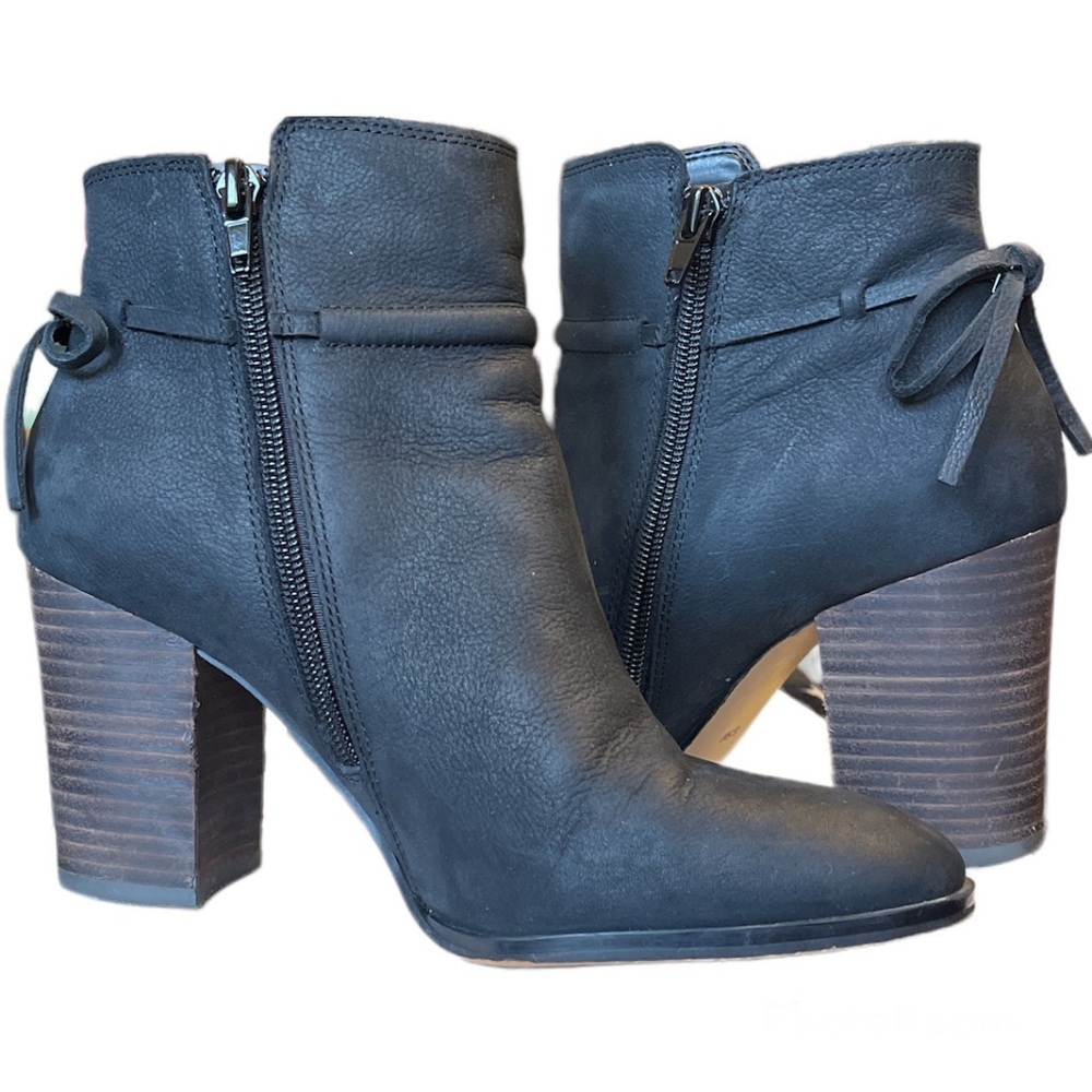 Gibson & Latimer Black Rachel Ankle-Tie Bootie Size 8.5